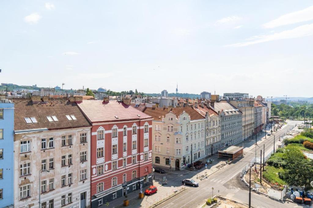 Апартаменты Brand New #51 With Free Secure Parking In The Center *